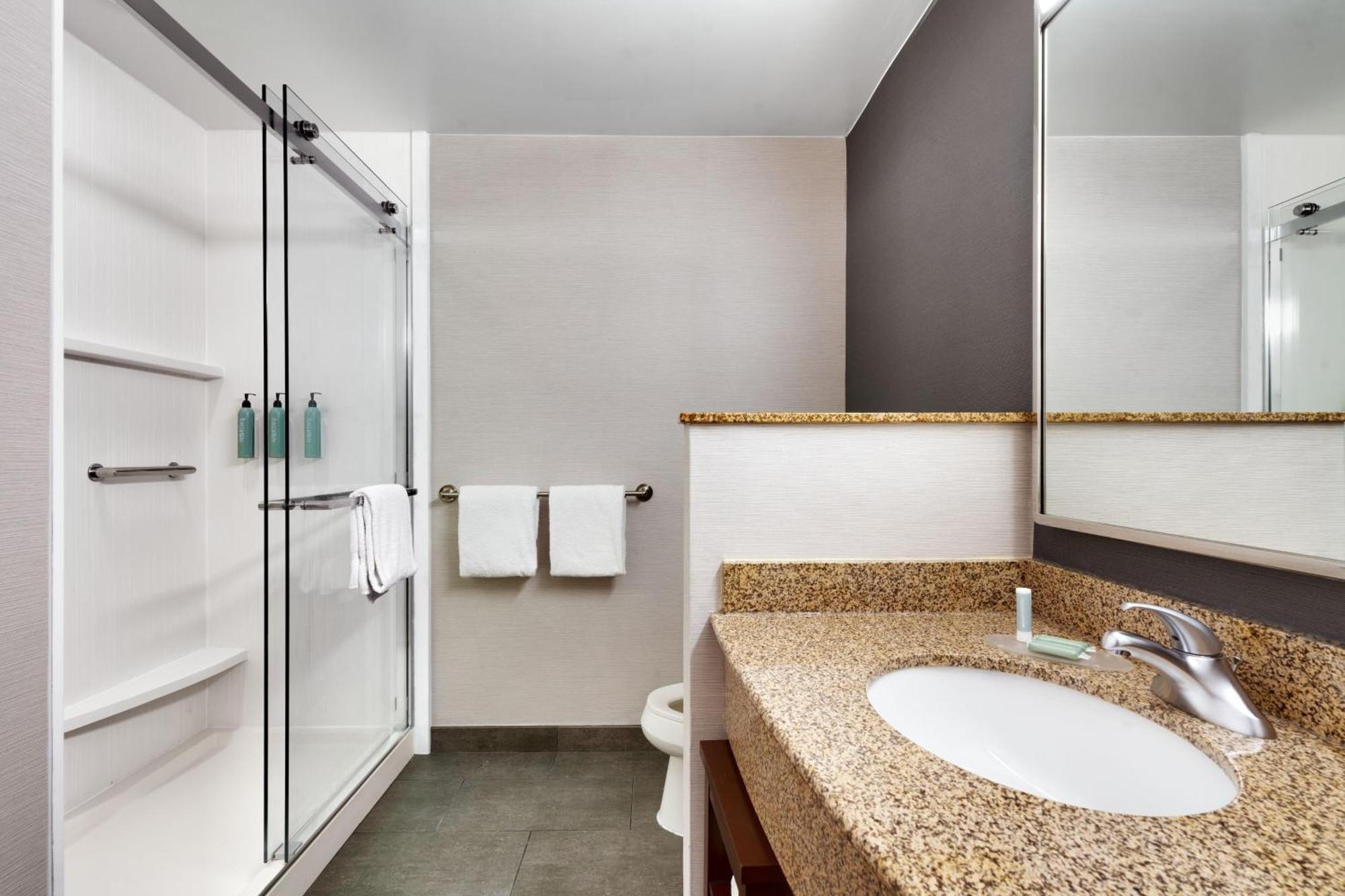 Courtyard By Marriott Johnson City Exterior foto